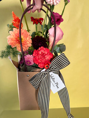 Irwin's x Walter Pine Valentine's Day Flowers