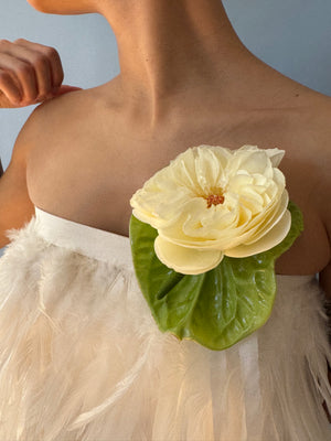 Elegant Botanical Wearable Floral, Green