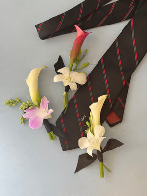 Elegant Botanical Boutonnière