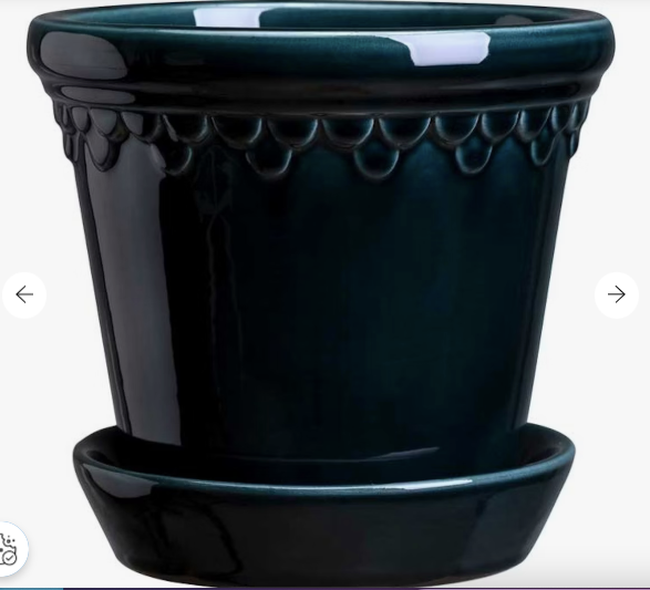 Glazed Castle Pot & Saucer, Bergs