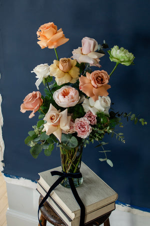 Queen Rose Vase, PREORDER