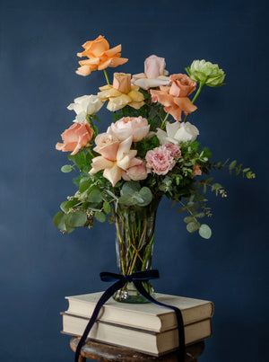 Queen Rose Vase, PREORDER