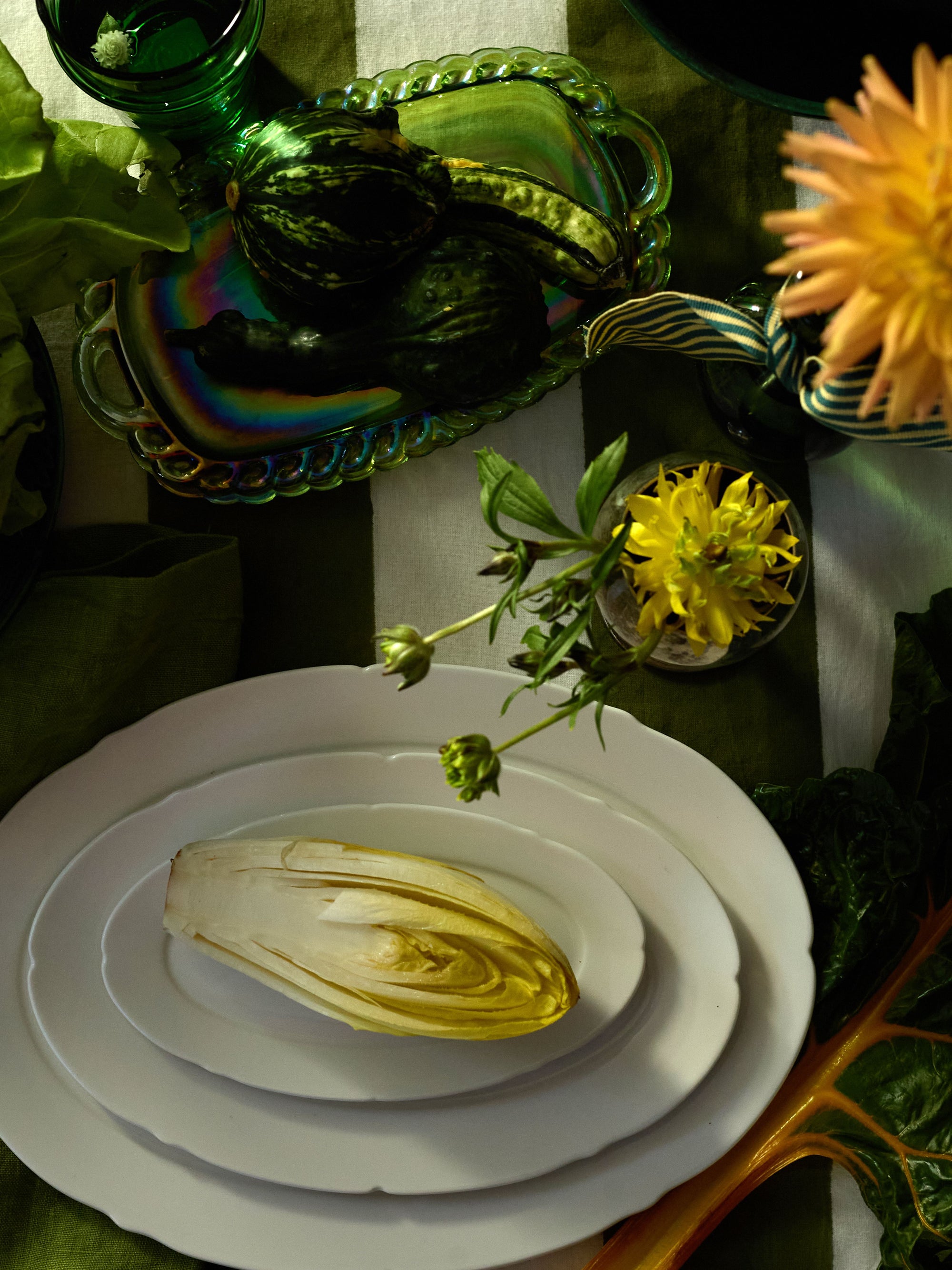 Oval Plate, White Silhouette