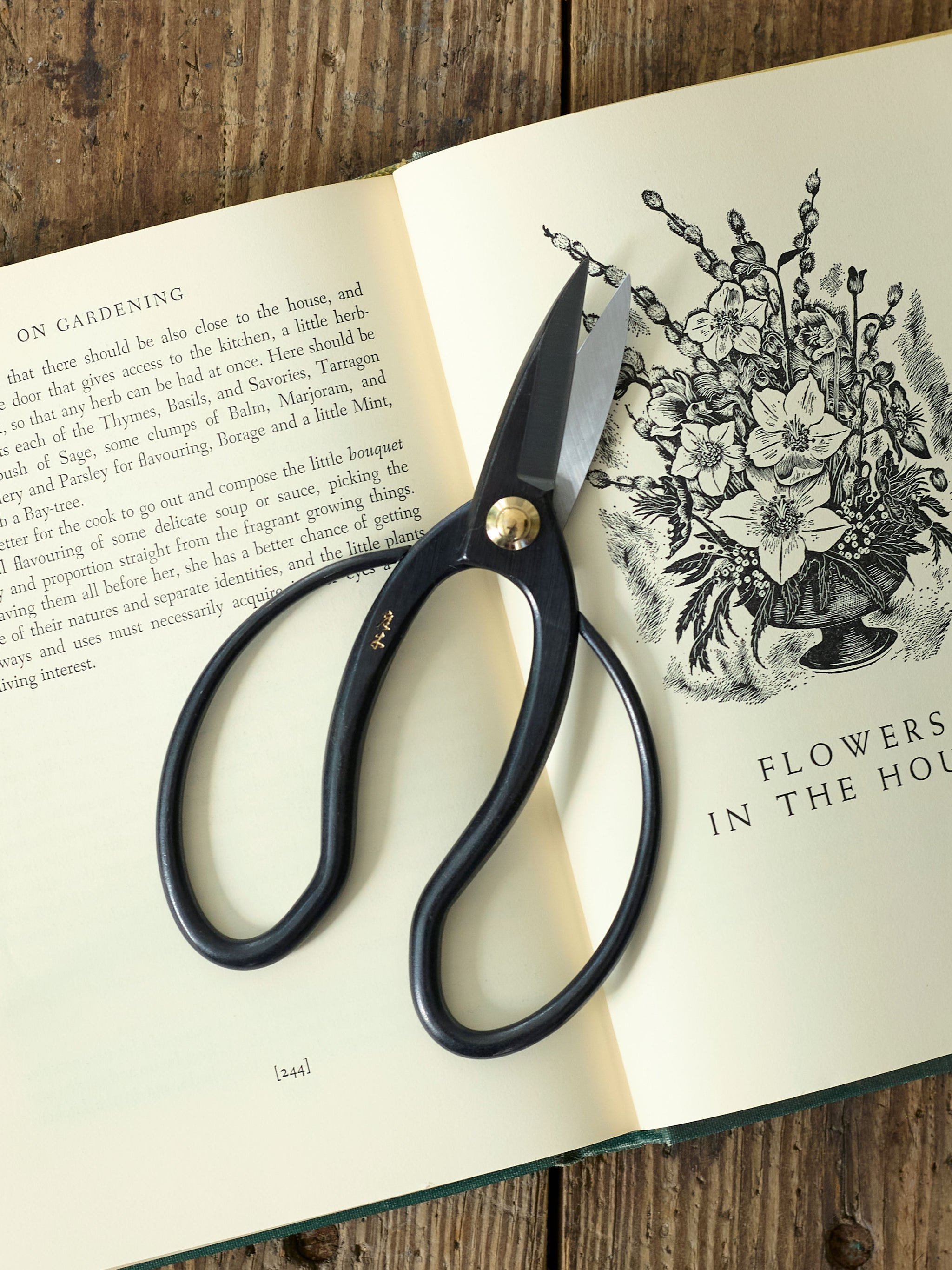 niwaki garden scissors Higurashi Scissors, Niwaki
