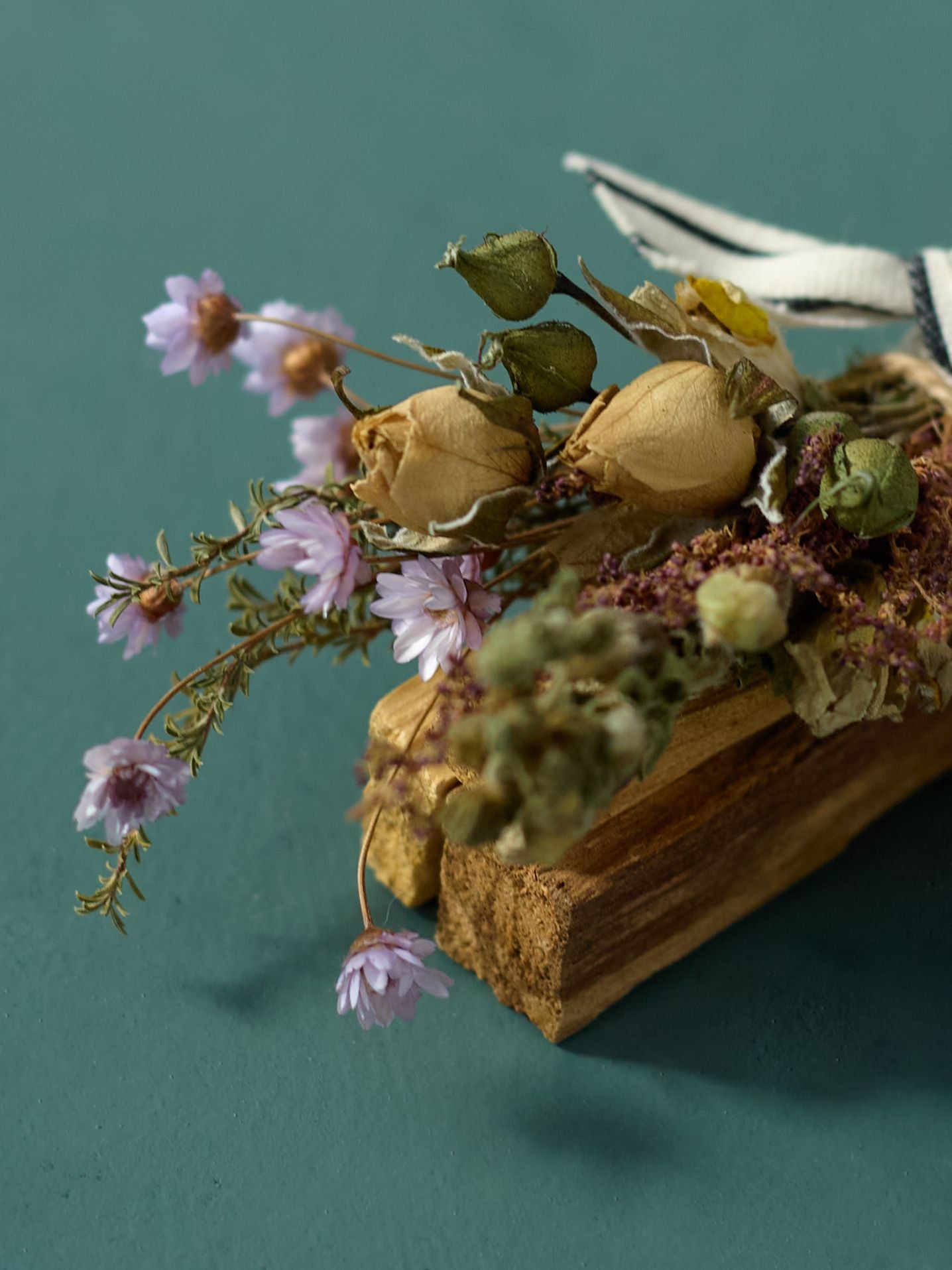 Palo Santo + Mini Dried Floral Bundle