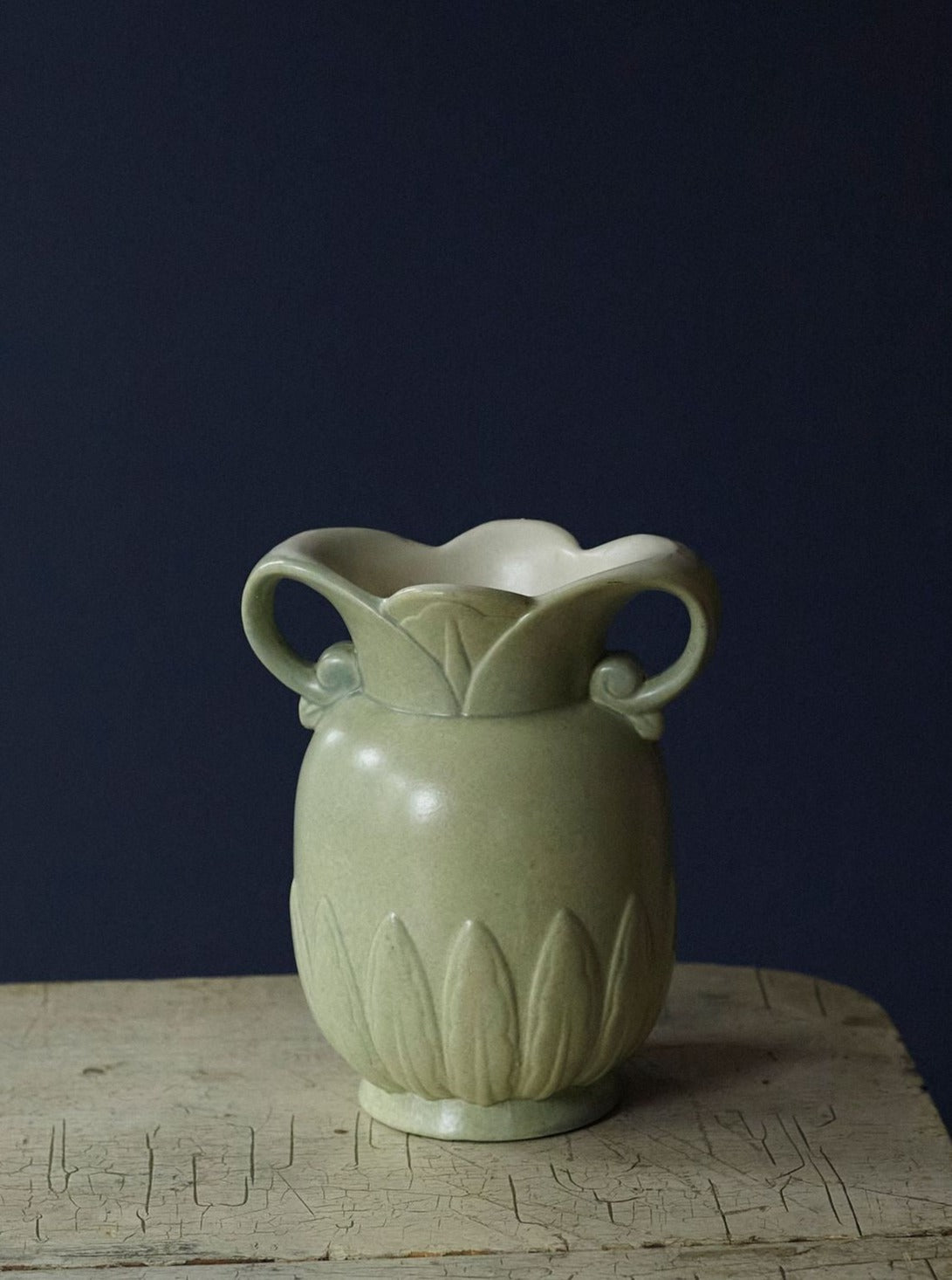 Redwing Lotus Vase, Sage