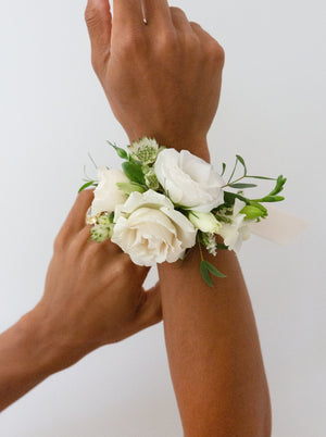 Classically Inspired Corsage