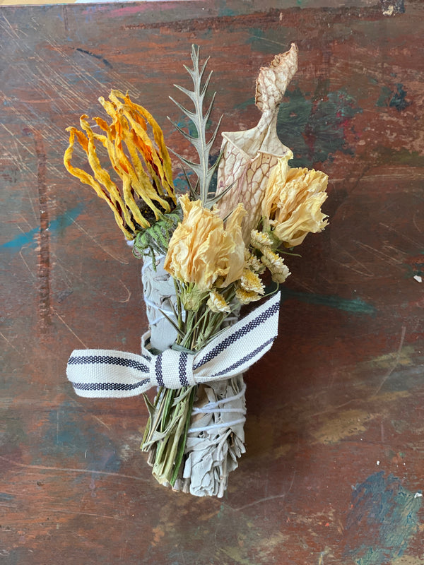Seasonal Dried Crafter's Bundle - Mixed Flowers WINTER - Sage